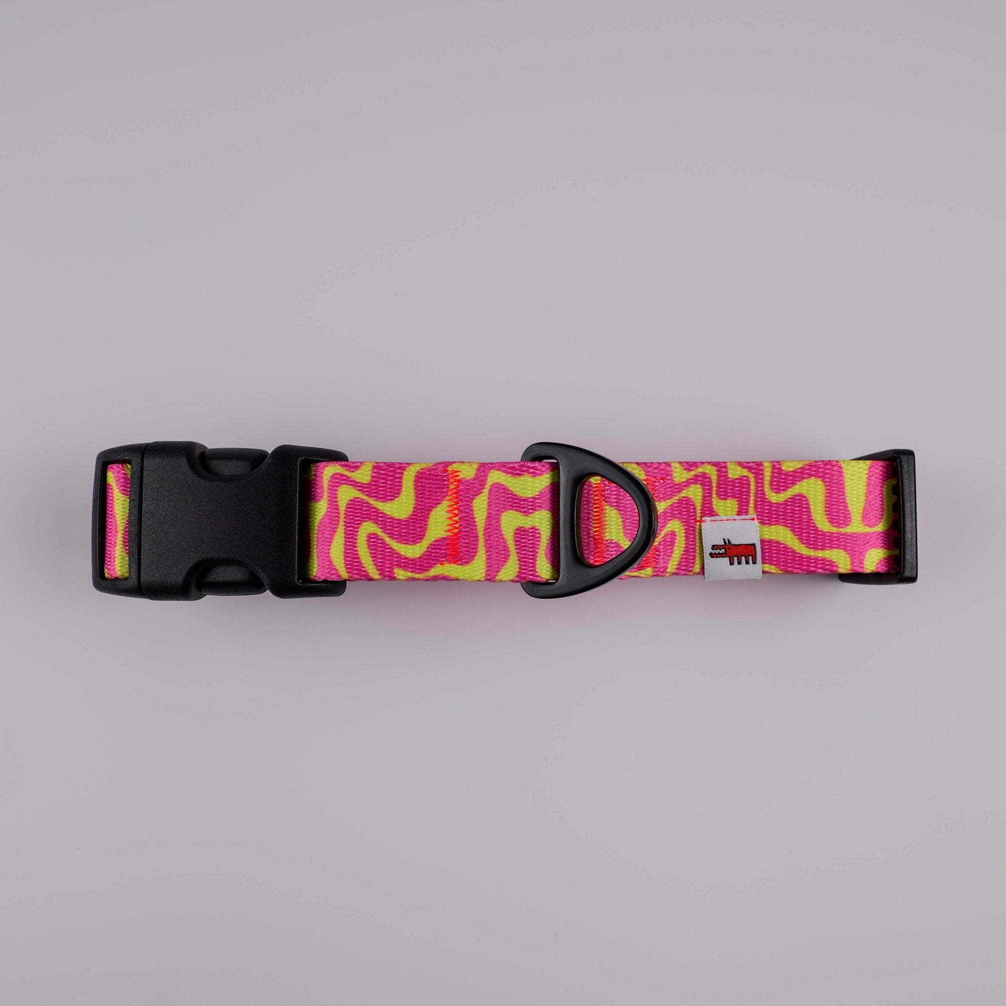 Patterned Collar – Neon Pink - Taiga