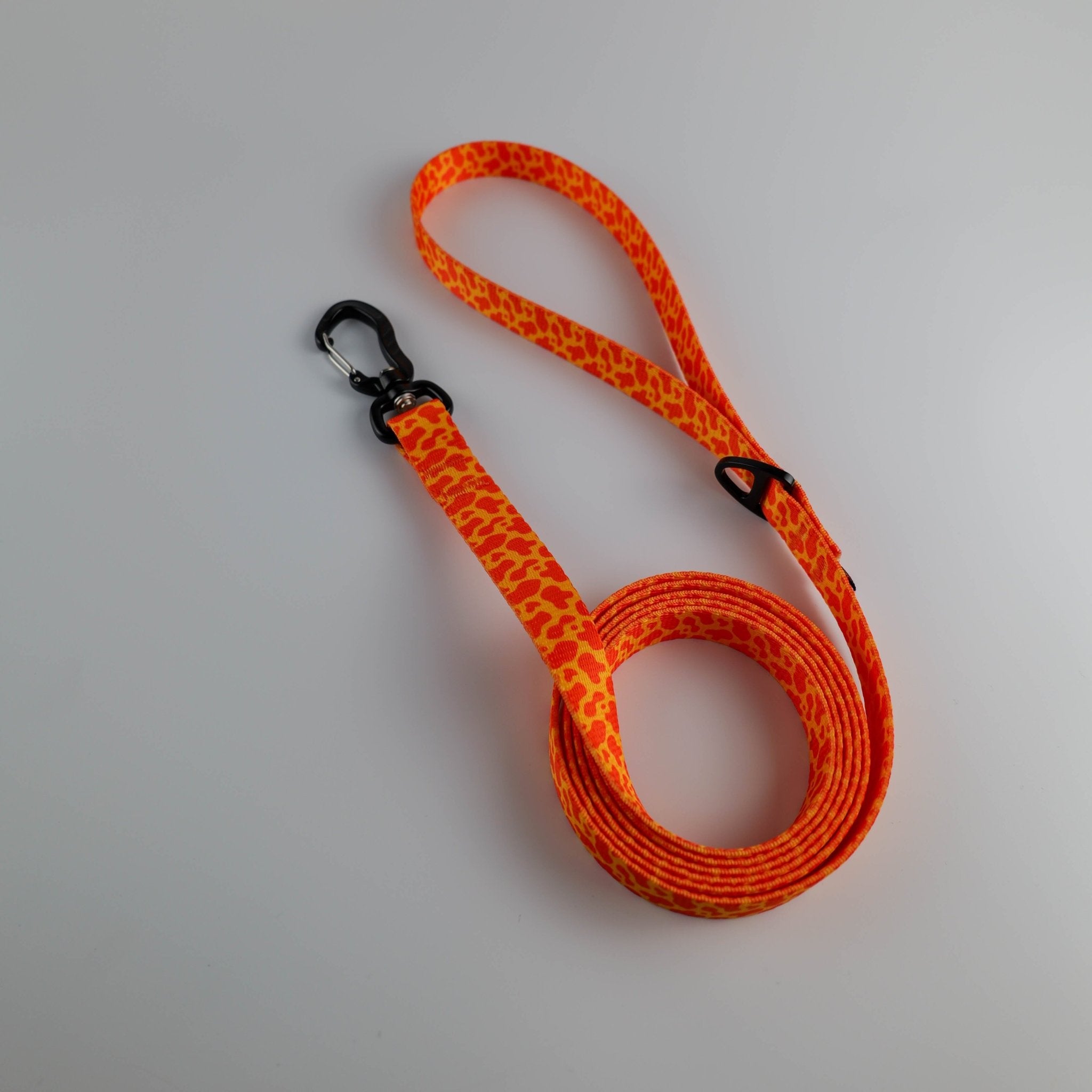 Patterned Leash – Neon Orange - Taiga